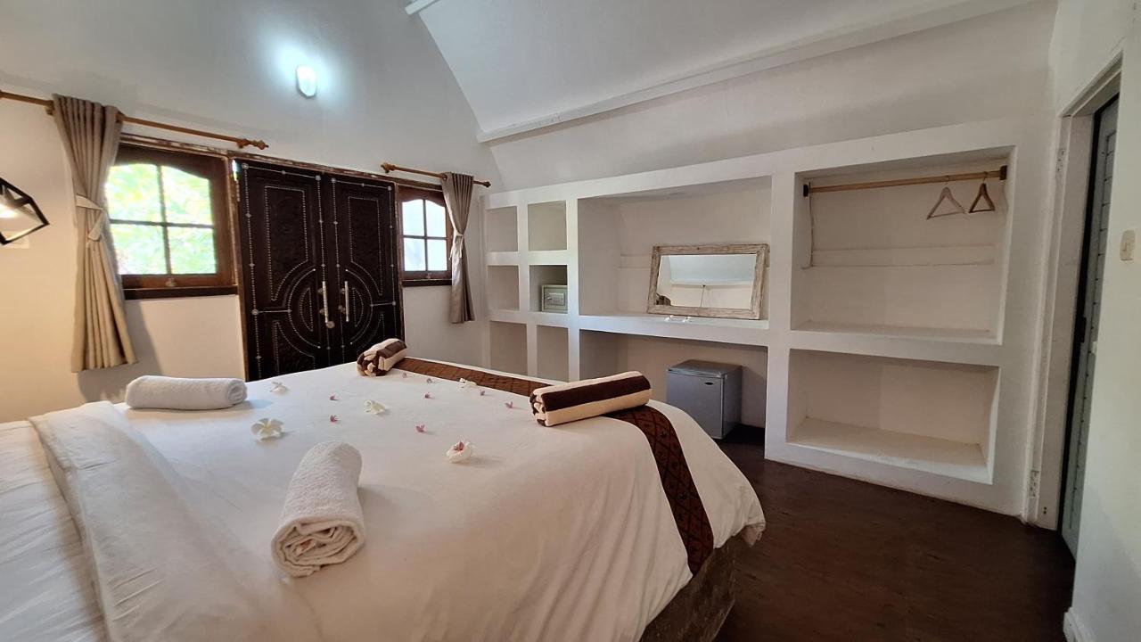 Gili Lumbung Bungalow กิลิไอร์ ภายนอก รูปภาพ