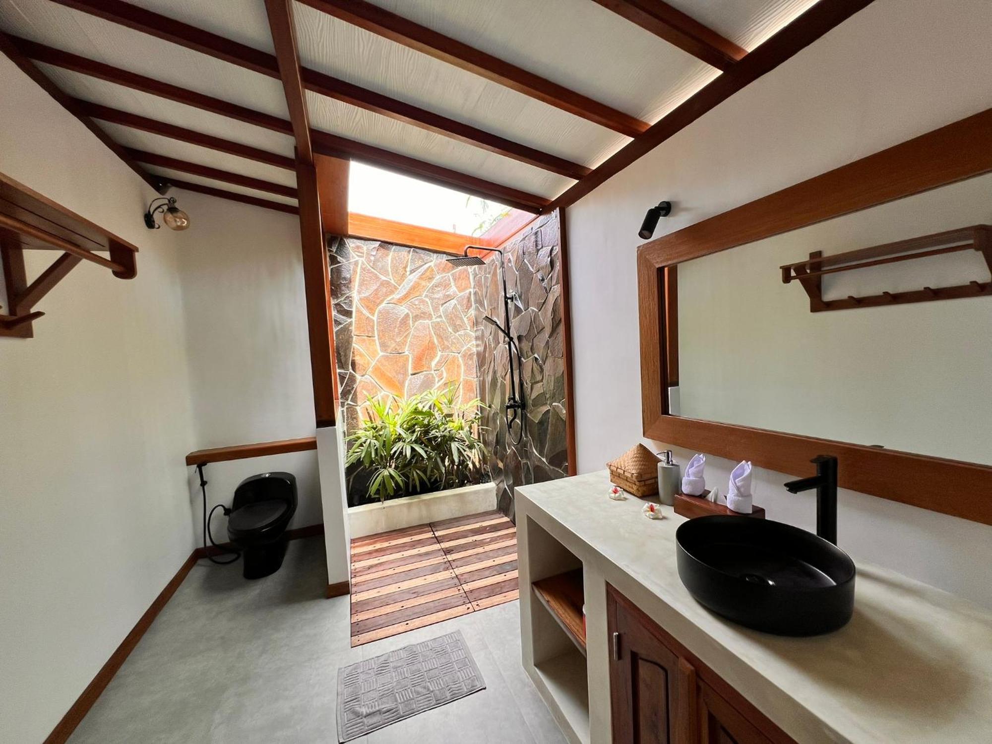 Gili Lumbung Bungalow กิลิไอร์ ภายนอก รูปภาพ