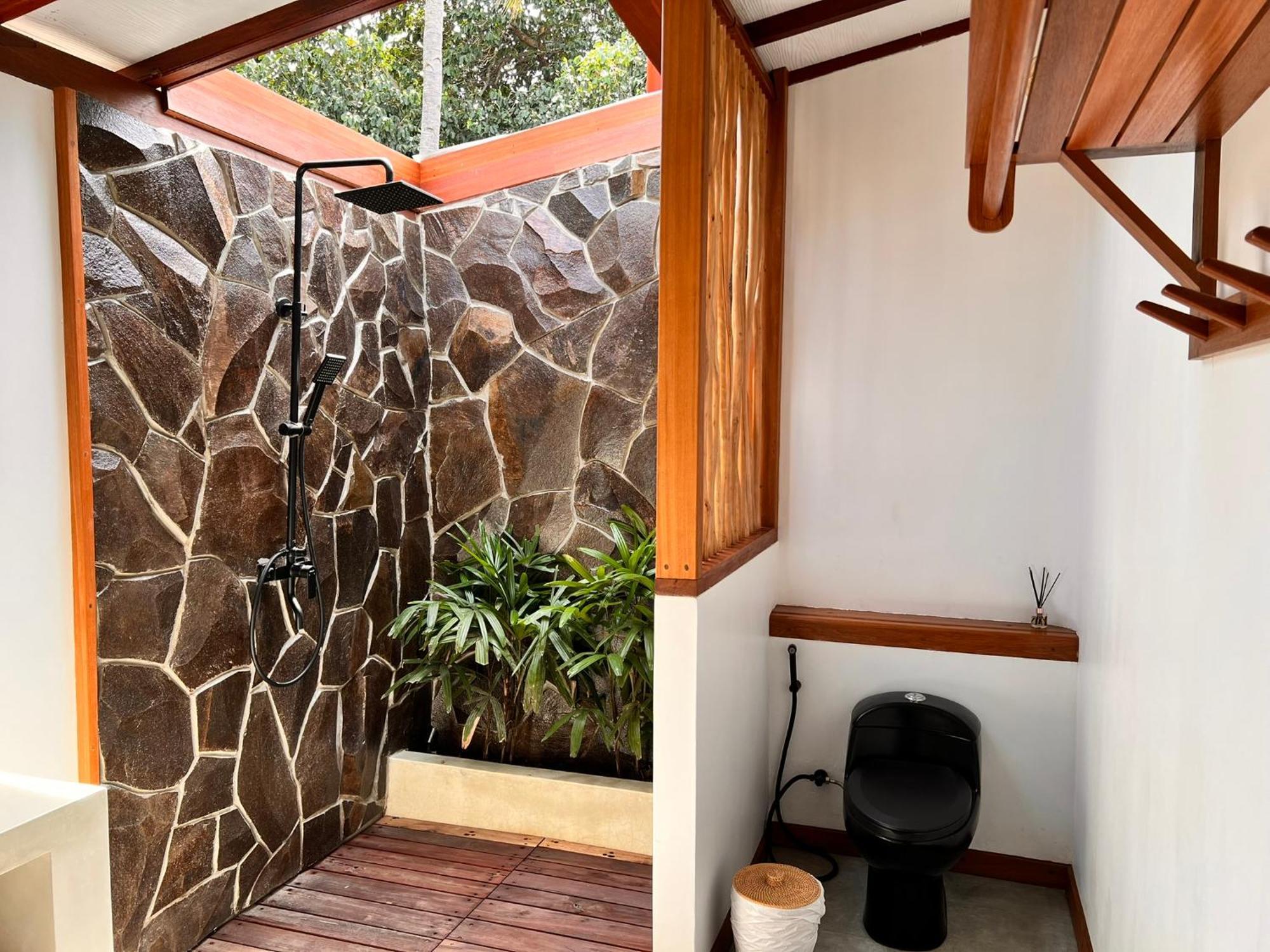 Gili Lumbung Bungalow กิลิไอร์ ภายนอก รูปภาพ