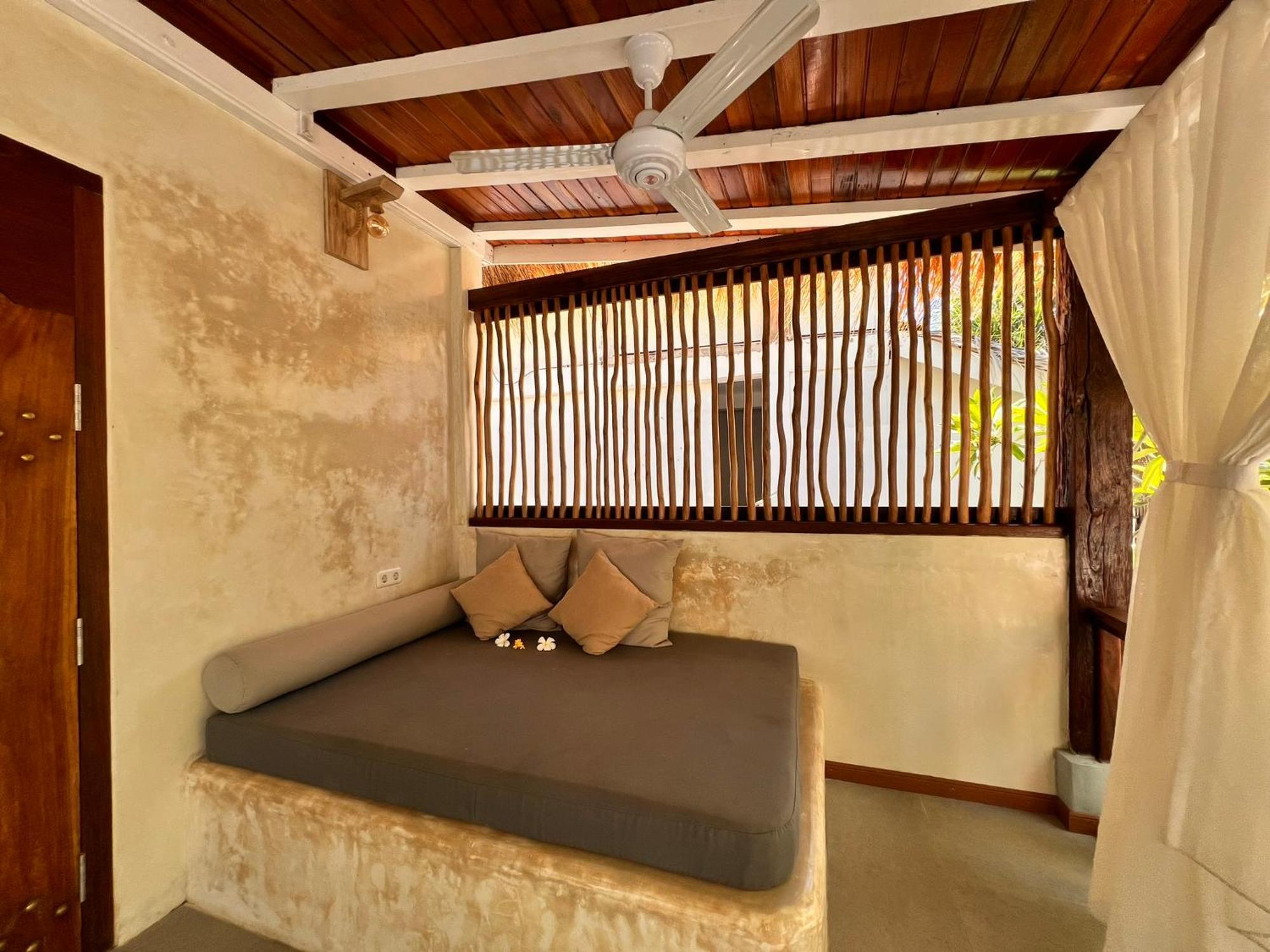 Gili Lumbung Bungalow กิลิไอร์ ภายนอก รูปภาพ